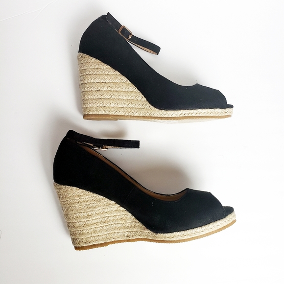 💗Kayleen Black Ankle Strap Espadrille Wedges - Picture 2 of 5